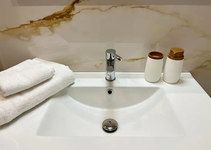 Suardi 1 アパート *