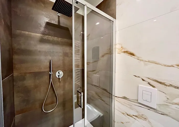 Suardi 1 アパート